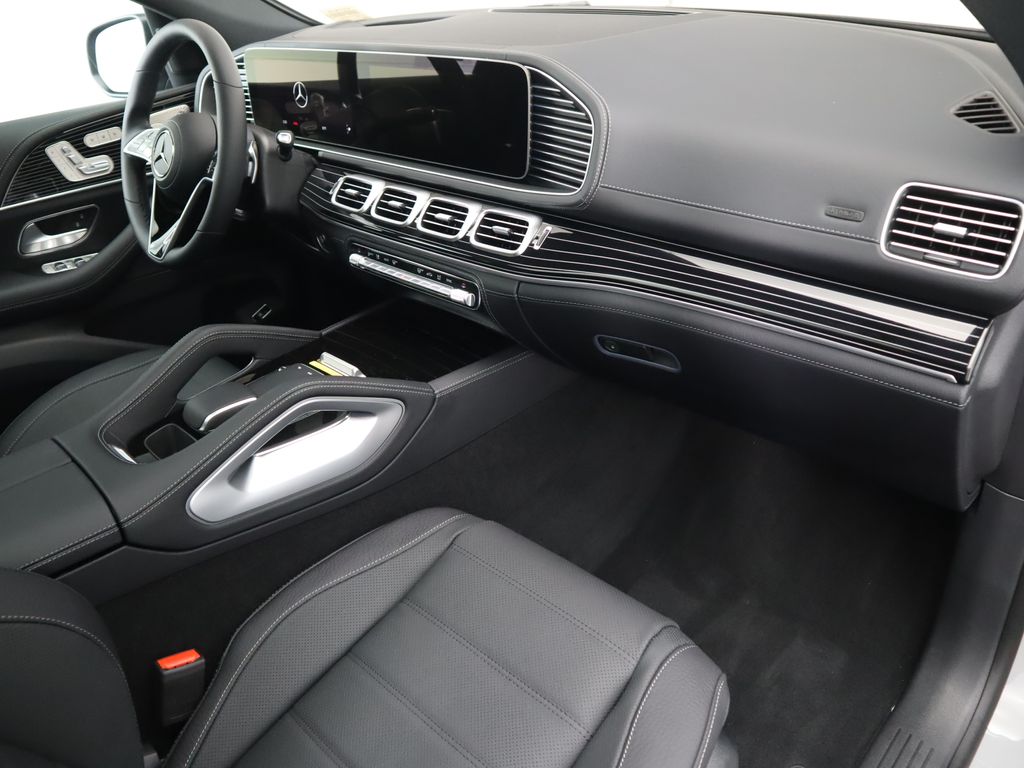 Thumbnail: 2026 Mercedes-Benz GLE - 19