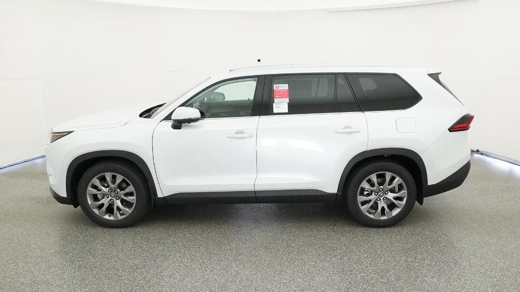 Thumbnail: 2025 Toyota Grand Highlander - 22