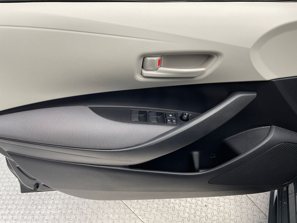 Thumbnail: 2024 Toyota Corolla - 9