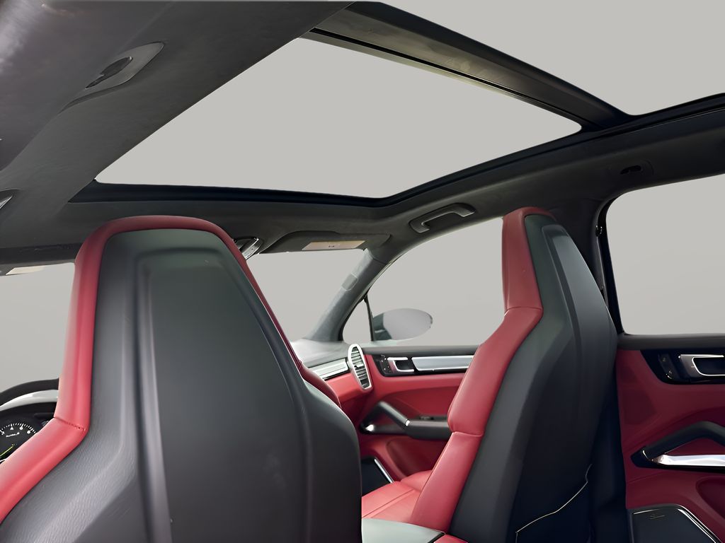 Used Car 2023 Porsche Cayenne E-hybrid  Turbo S For Sale Under $130,000 In Austin, Texas