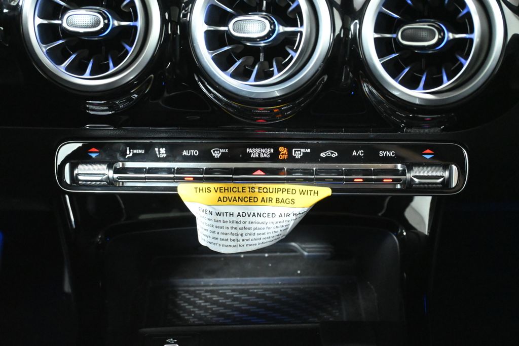 Thumbnail: 2025 Mercedes-Benz CLA - 23