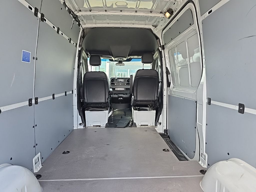 Used 2024 Mercedes-benz Sprinter 2500 Van