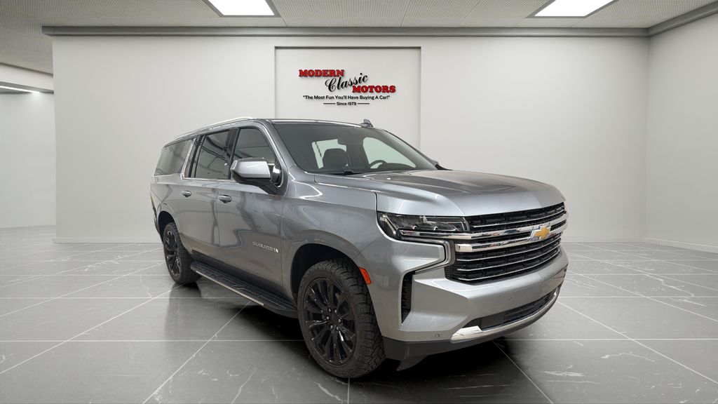 Sterling Gray Metallic 2024 Chevrolet Suburban SUV / Crossover Four-Wheel Drive