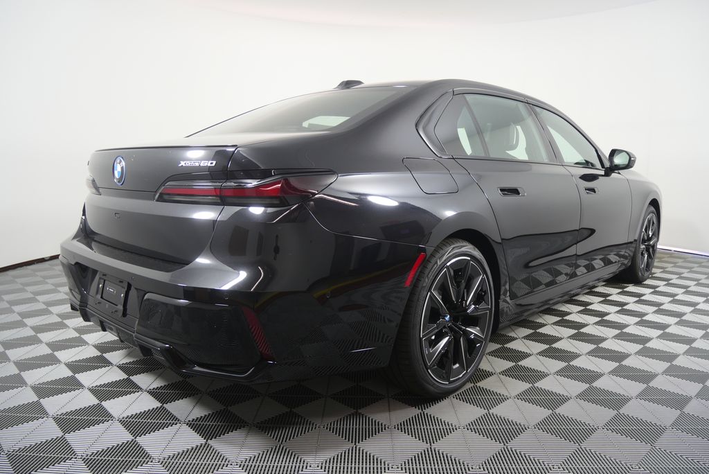 Thumbnail: 2026 BMW i7 - 3