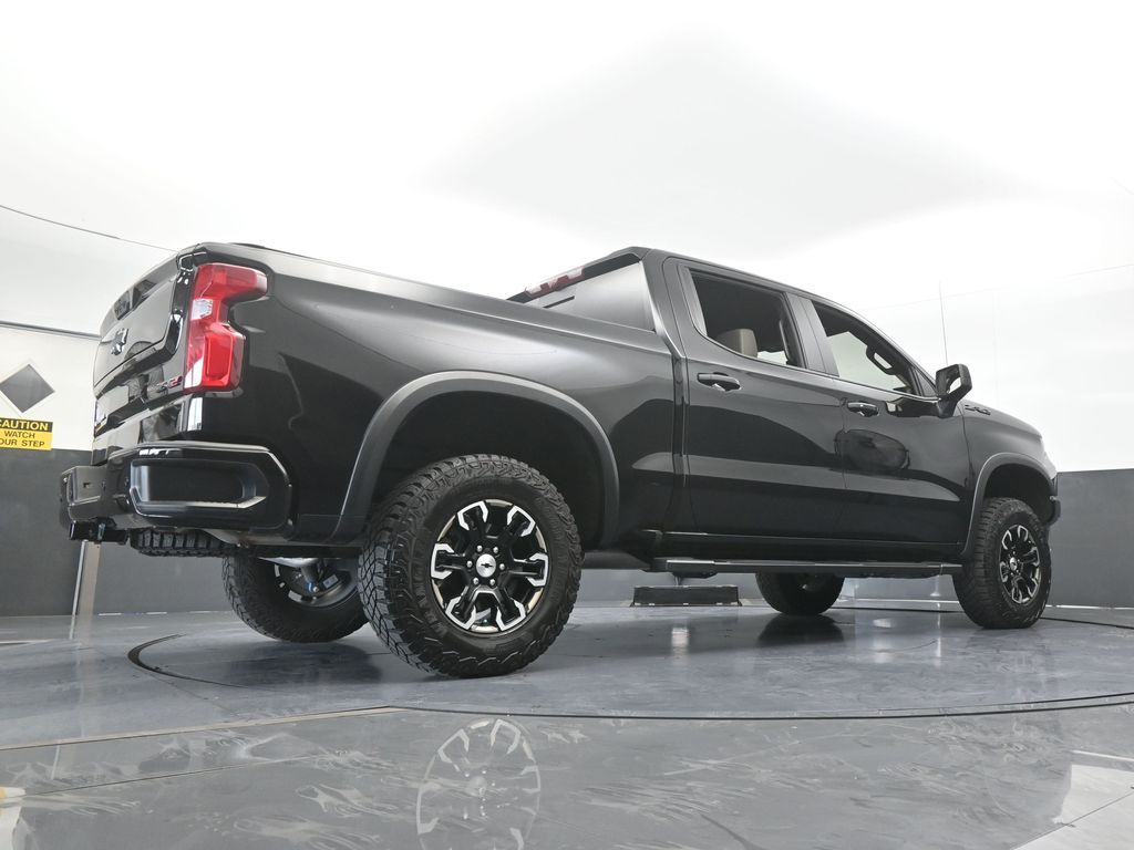 Used 2025 Black Chevrolet ZR2 image 72