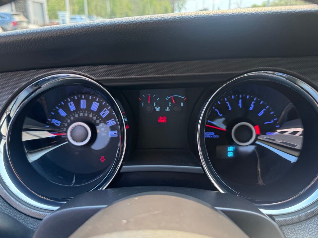 2014 Ford Mustang V6