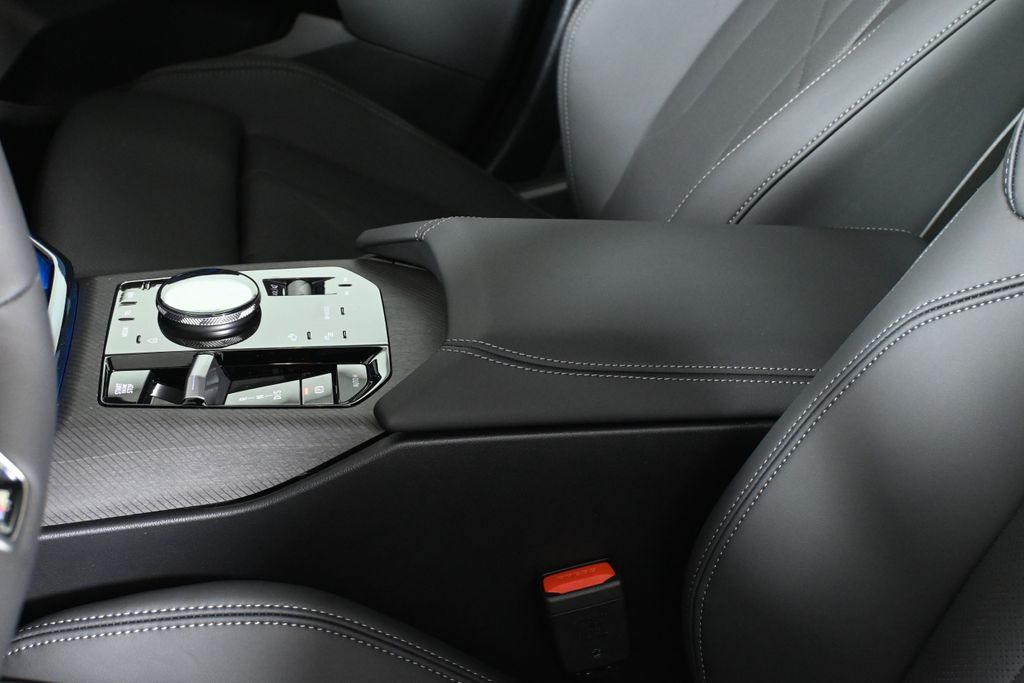 Thumbnail: 2026 BMW X3 - 25