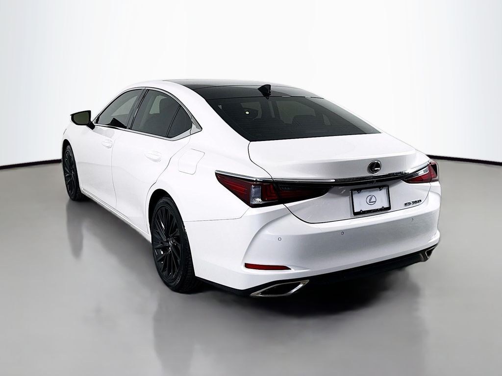 Thumbnail: 2021 Lexus ES - 7