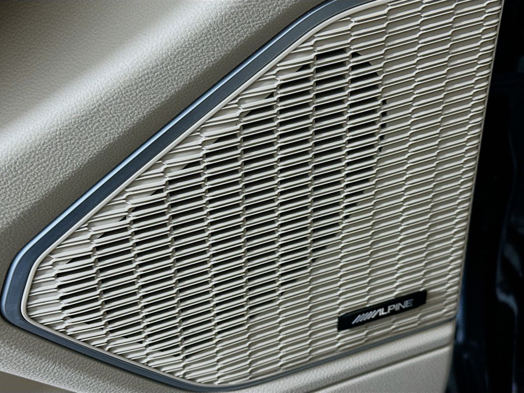 2023 Jeep Grand Cherokee Limited Edition 19