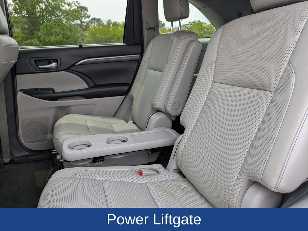 2018 Toyota Highlander Limited Platinum