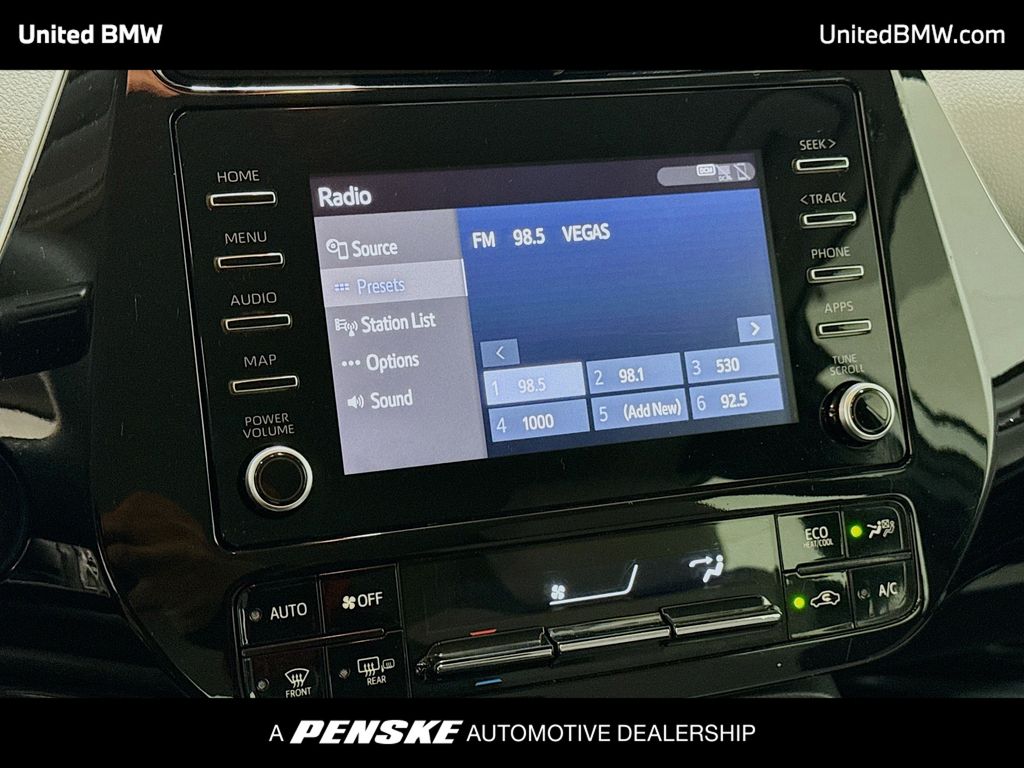 Thumbnail: 2020 Toyota Prius - 8