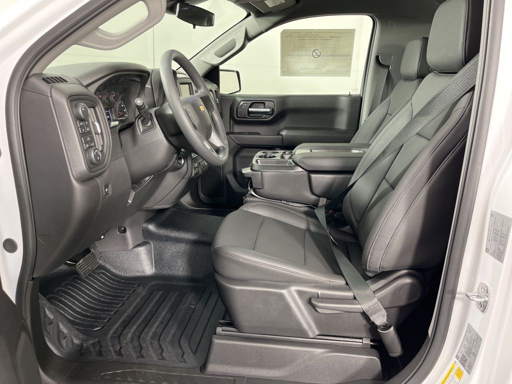 Thumbnail: 2026 Chevrolet Silverado 1500 - 19