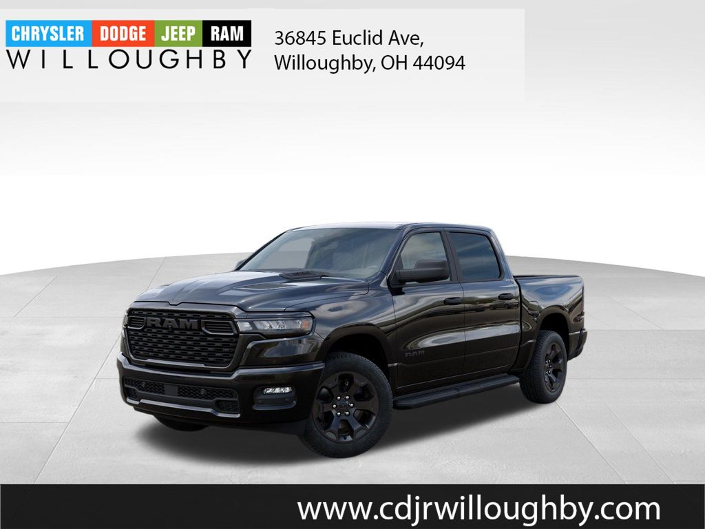 Diamond Black Crystal Pearlcoat 2026 RAM 1500 Express Crew Cab 4WD Pickup Truck Four-Wheel Drive 8-Speed Automatic