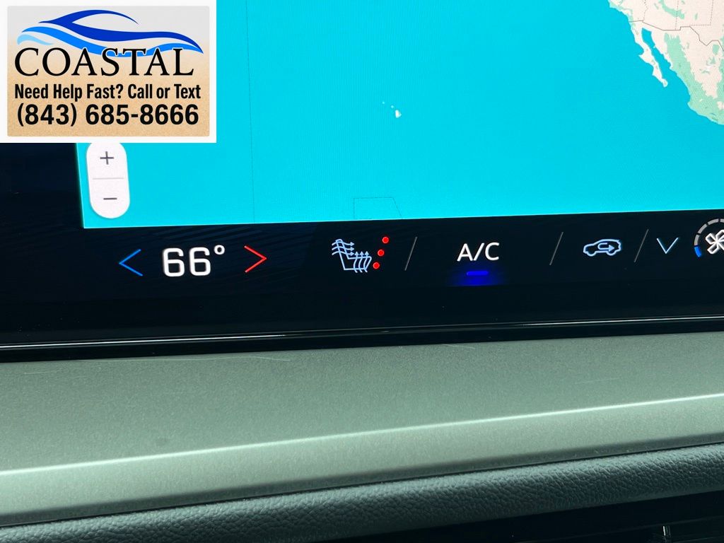 2025 Chevrolet Traverse LT Black at Bob Mills Chevrolet