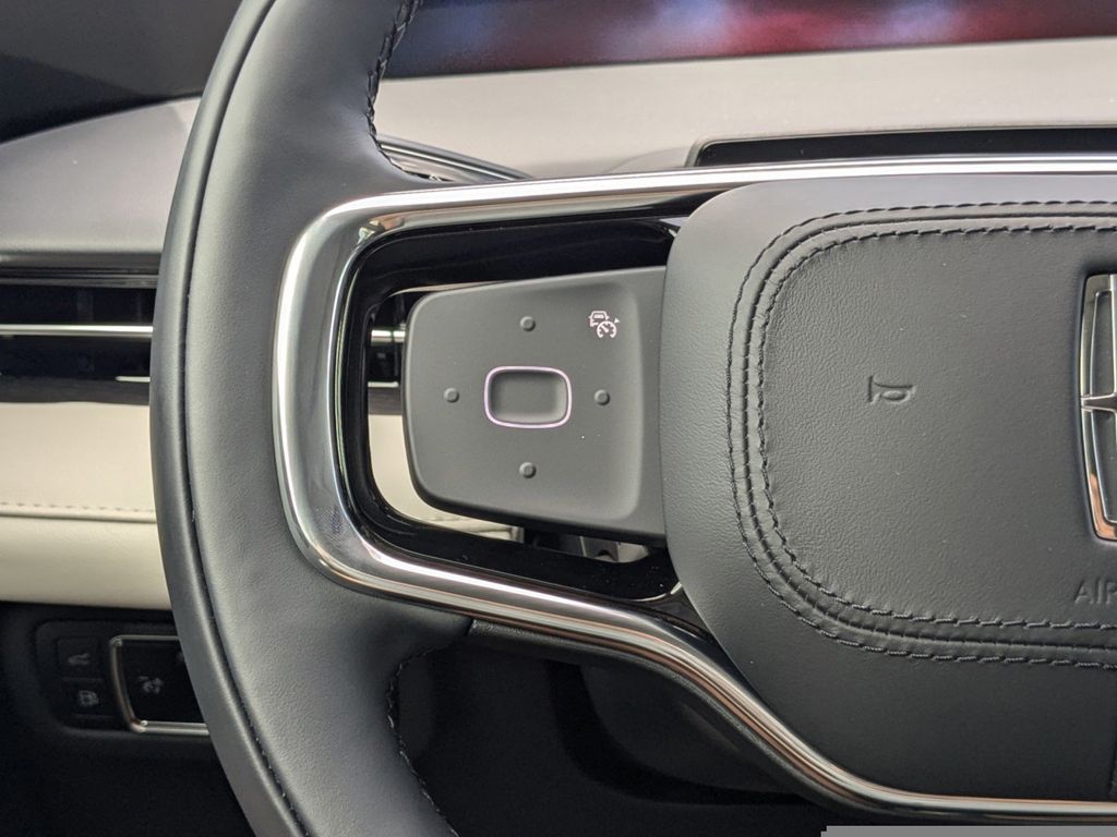 2025 Lincoln Nautilus Hybrid Reserve