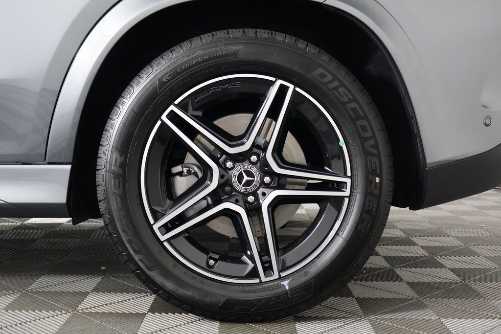 Thumbnail: 2026 Mercedes-Benz GLE - 11