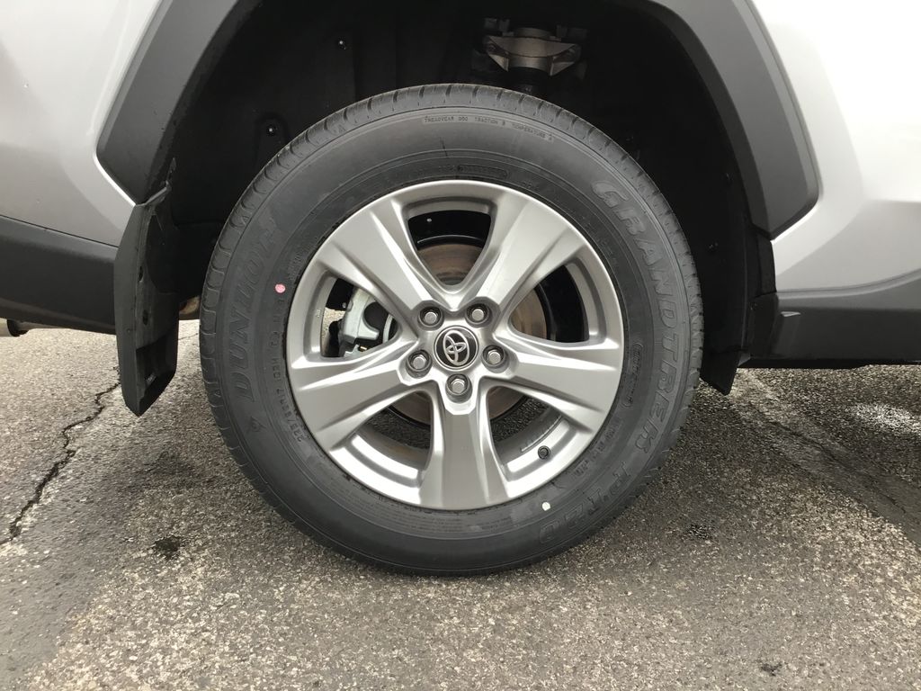 Thumbnail: 2025 Toyota RAV4 - 11