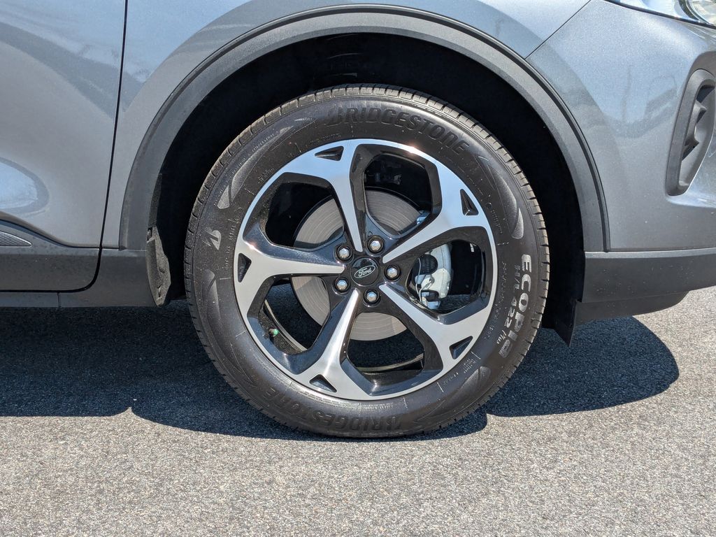 2025 Ford Escape ST-Line Select