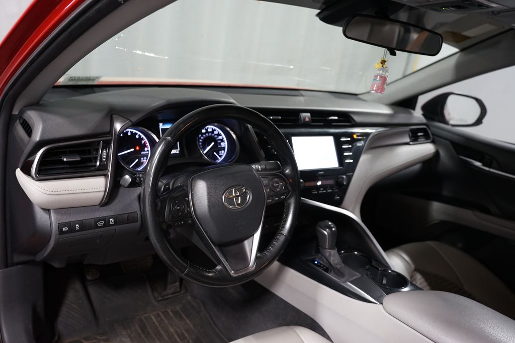 Thumbnail: 2020 Toyota Camry - 7
