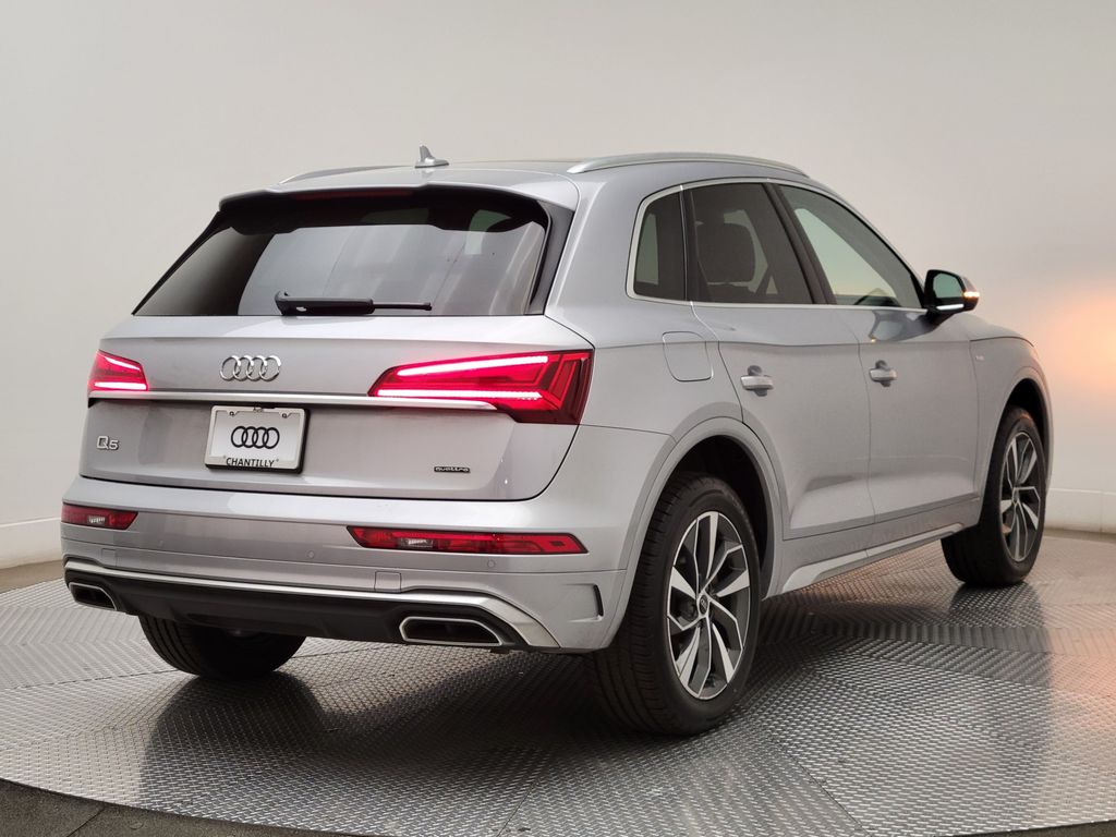 Thumbnail: 2023 Audi Q5 - 5