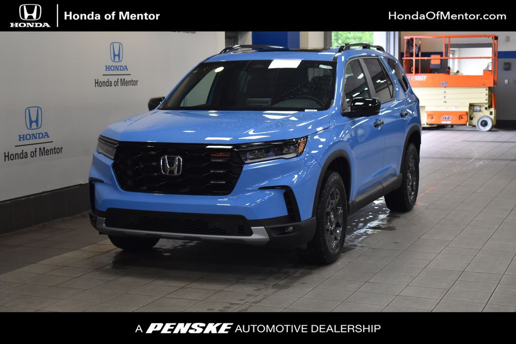 2025 Honda Pilot TrailSport -
                Mentor, OH