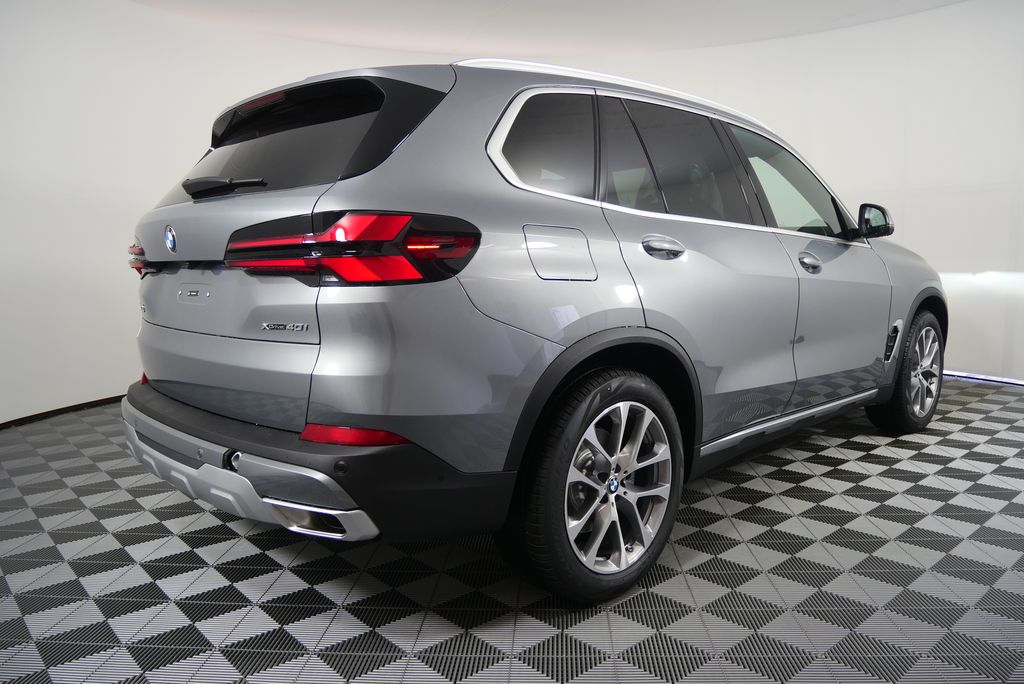 Thumbnail: 2026 BMW X5 - 3