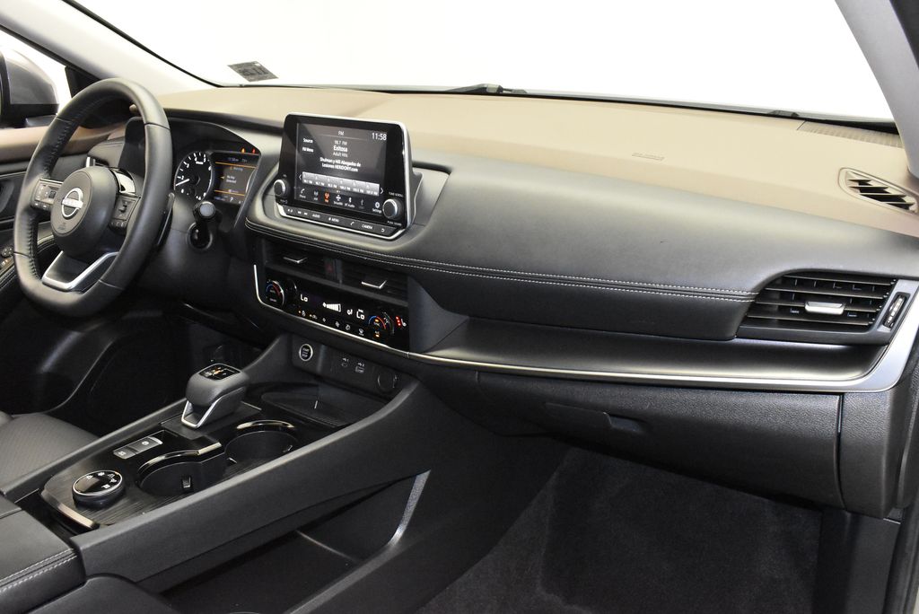 Thumbnail: 2023 Nissan Rogue - 25