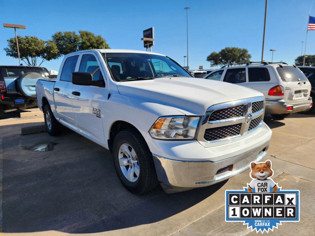 2022 Ram 1500 Classic SLT 2