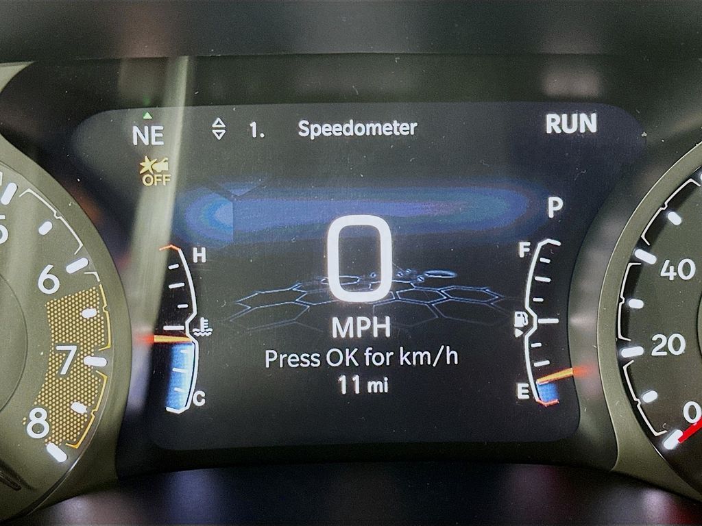 New 2026 Silver Jeep Latitude Altitude image 11