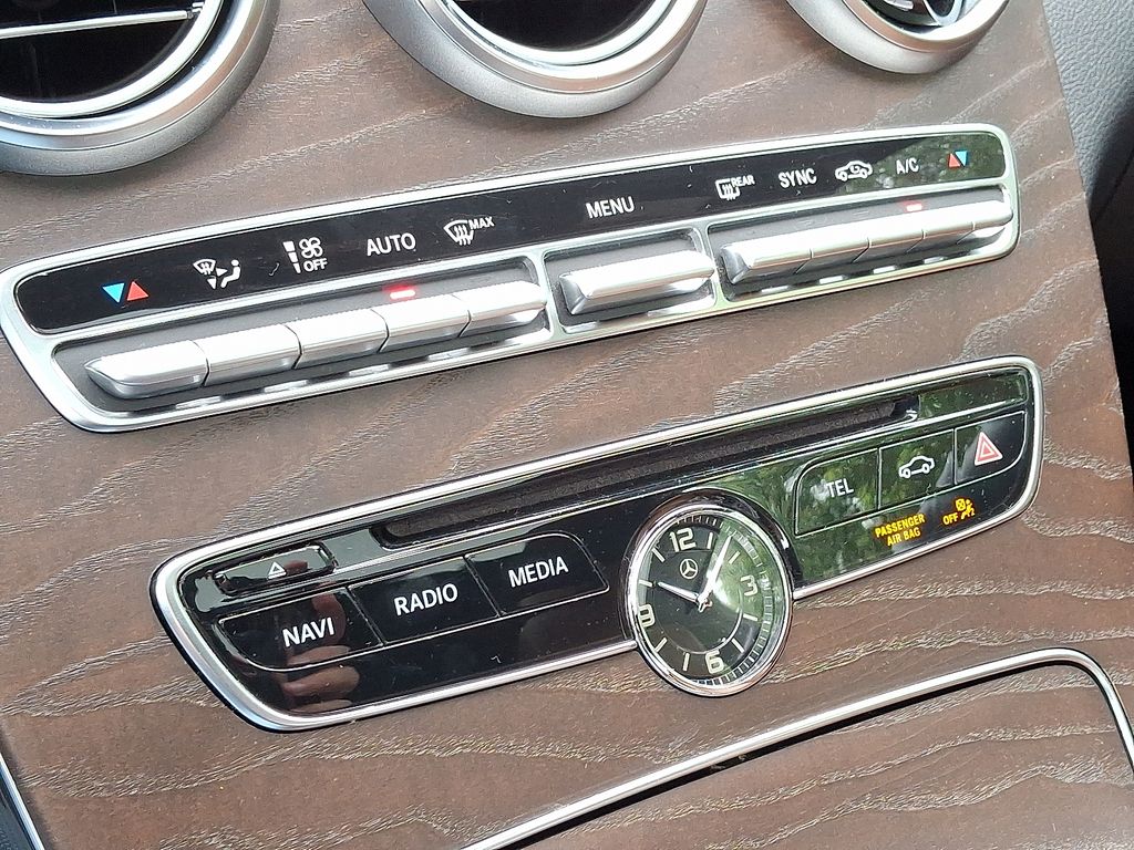 Thumbnail: 2018 Mercedes-Benz C-Class - 15
