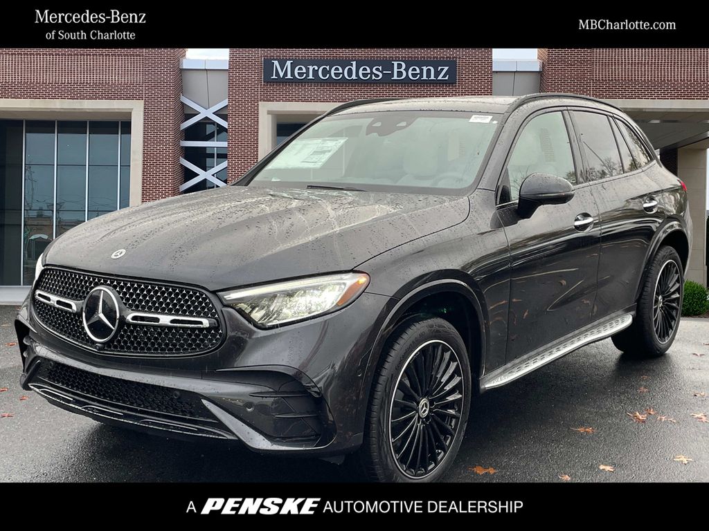 2025 Mercedes-Benz GLC 300 -
                Pineville, NC