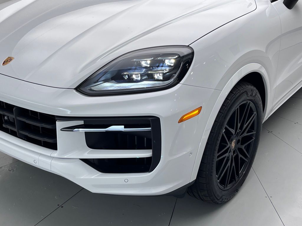 Thumbnail: 2025 Porsche  - 31