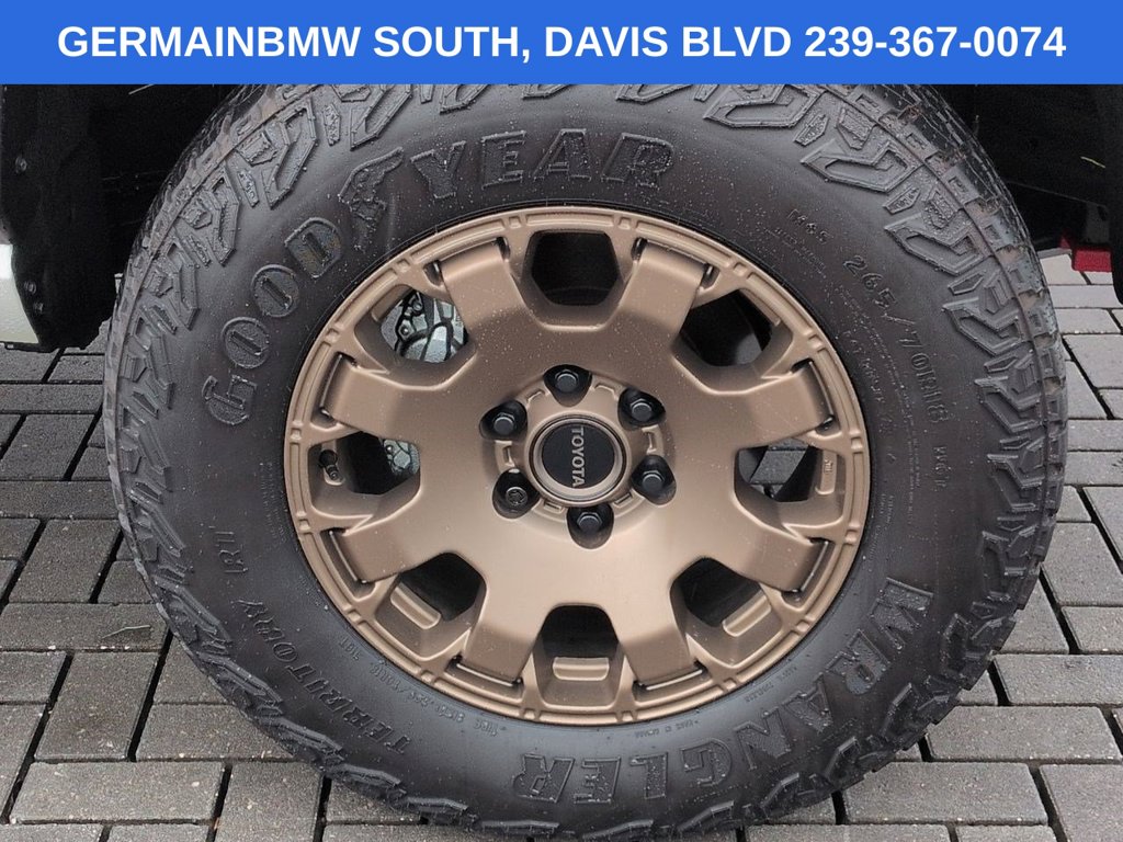 Used 2025 White Toyota Trailhunter image 12