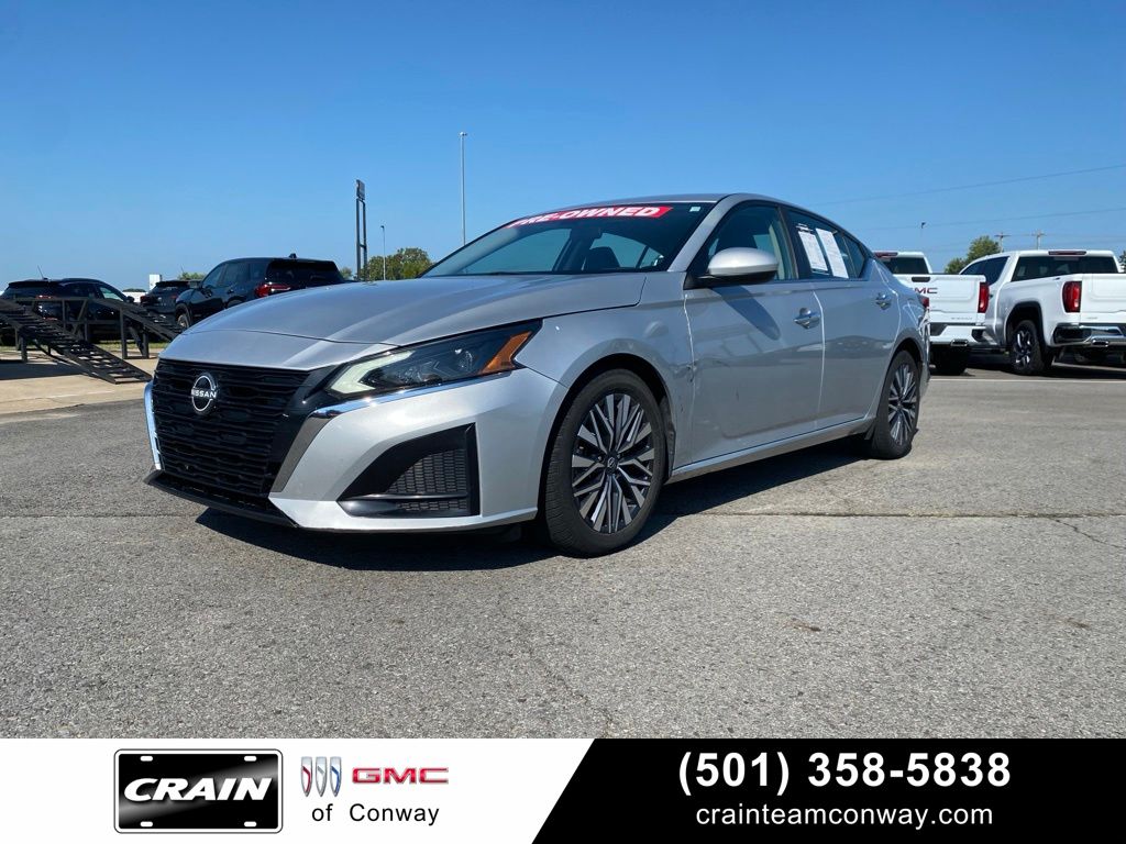 2023 Nissan Altima 2.5 SV FWD