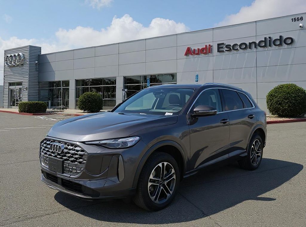 Thumbnail: 2025 Audi Q5 - 1