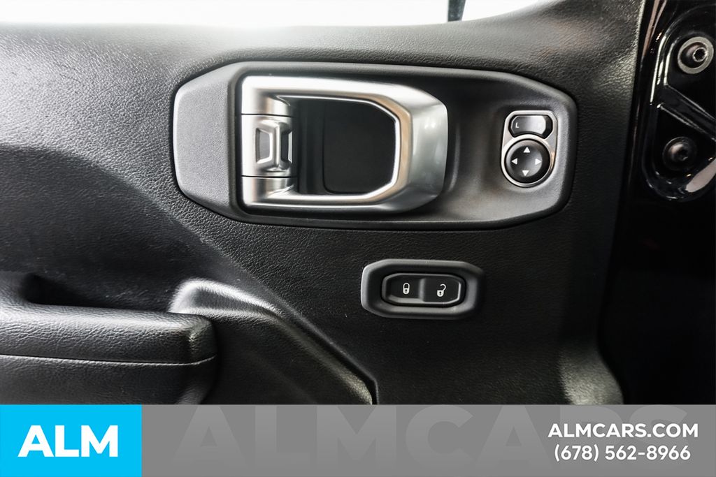 Used 2025 Black Jeep Rubicon image 42