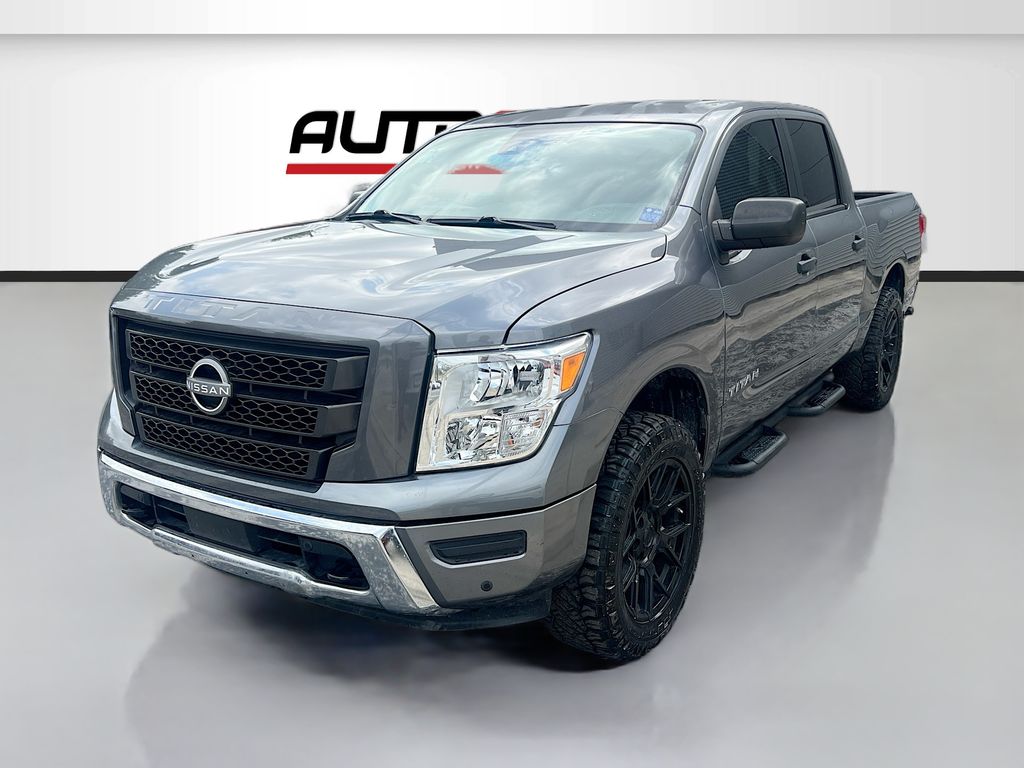 Used 2024 Gray Nissan SV image 3