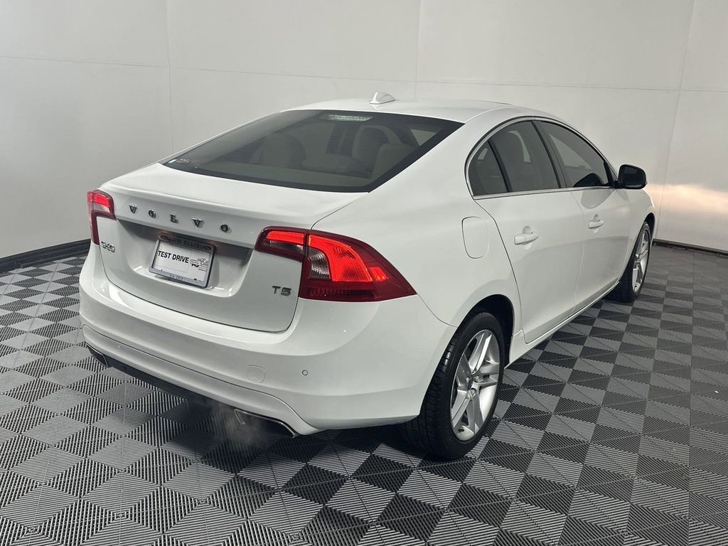 2015 Volvo S60 T5 Premier 7