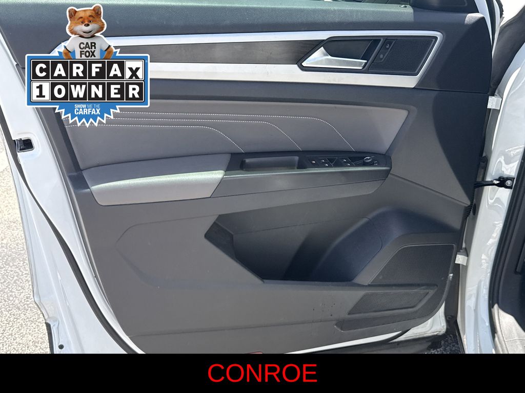 2022 Volkswagen Atlas 3.6L V6 SE w/Technology White at Bayway Cadillac of The Woodlands