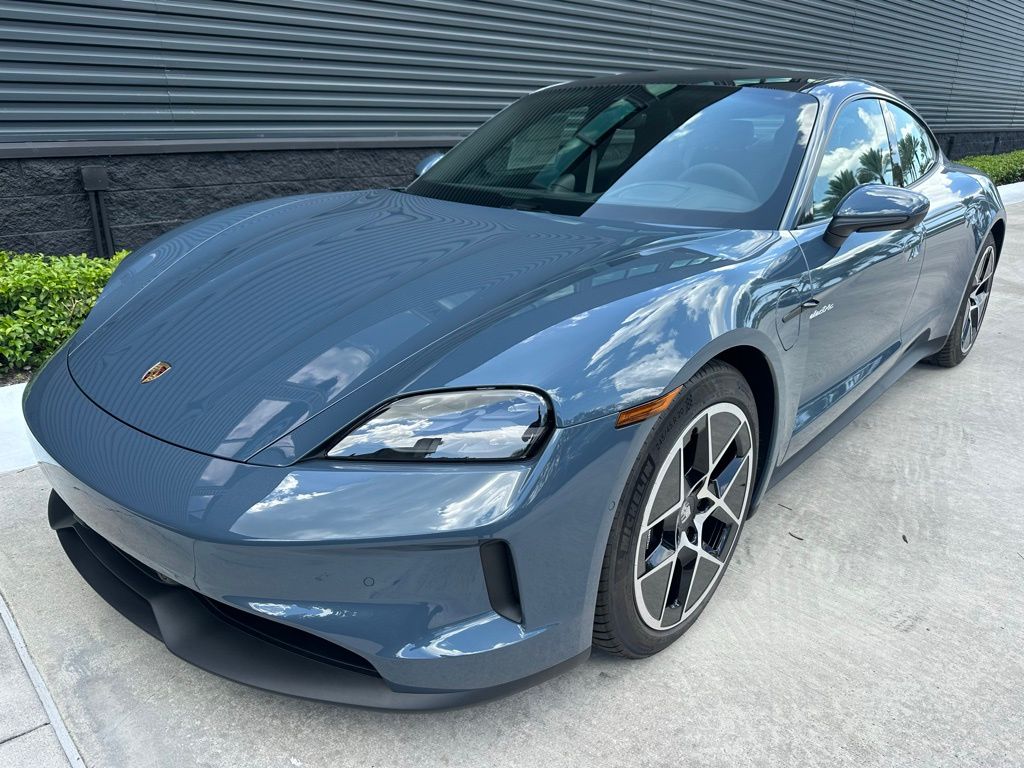 Thumbnail: 2025 Porsche Taycan - 6