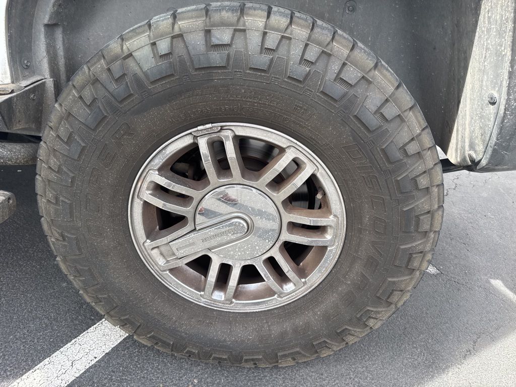 Thumbnail: 2008 Hummer H3 - 11