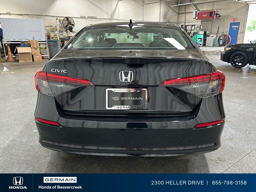 Used 2023 Black Honda EX image 7