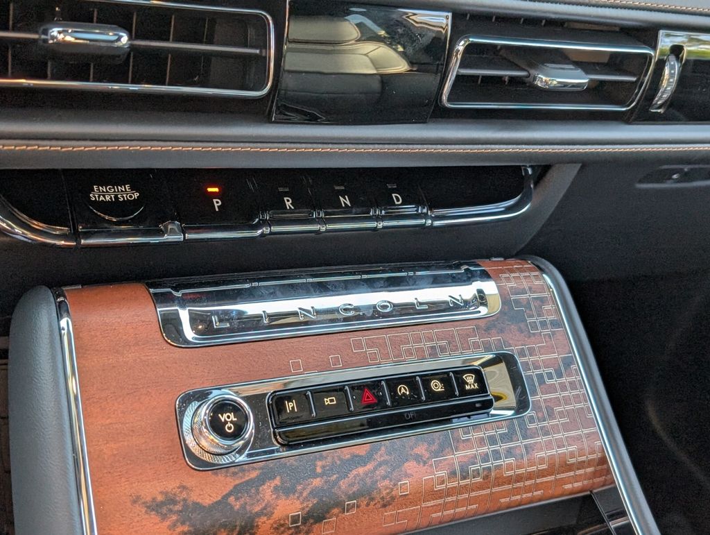 new 2026 Lincoln Aviator car, priced at $89,765