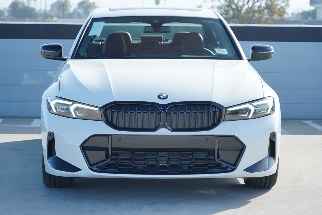 Thumbnail: 2026 BMW 3 Series - 2