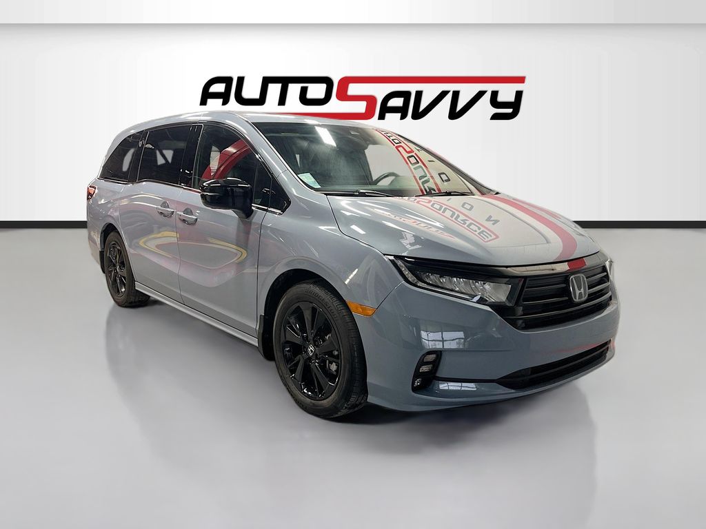 2024 Honda Odyssey SPORT's photo