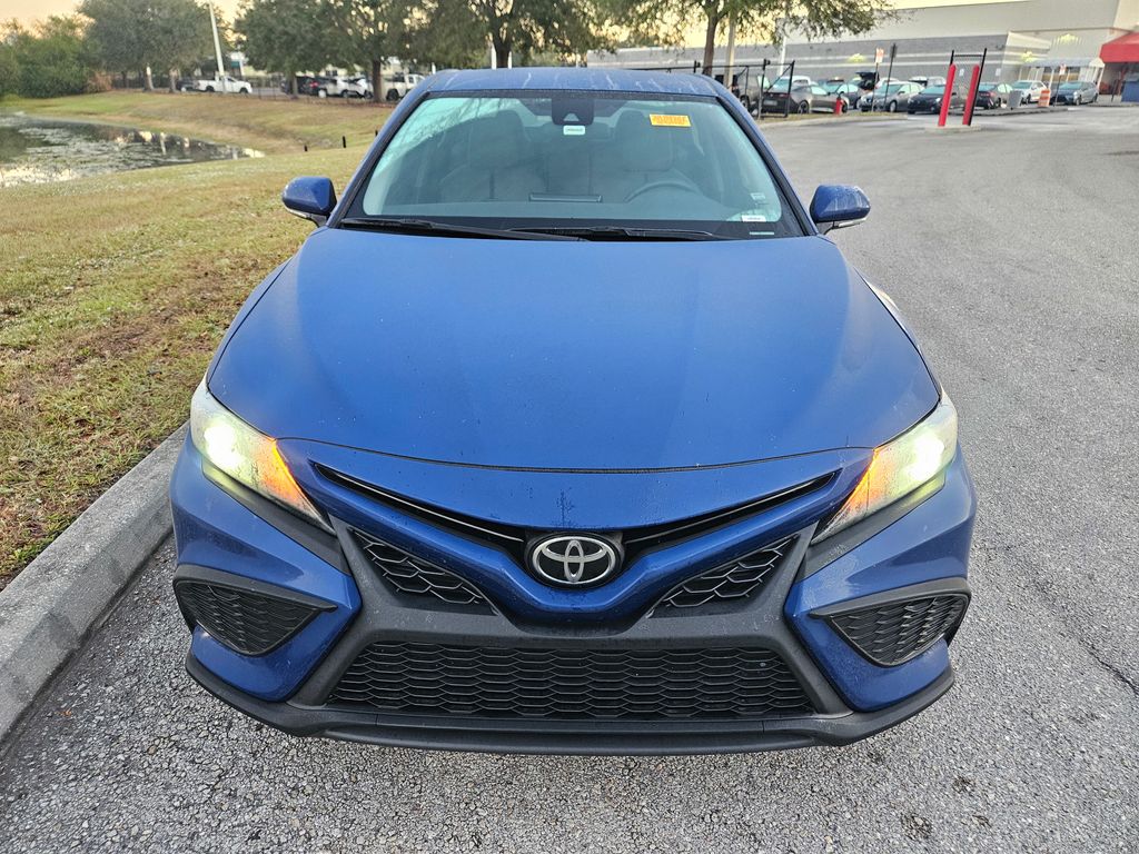 2023 Toyota Camry SE 8