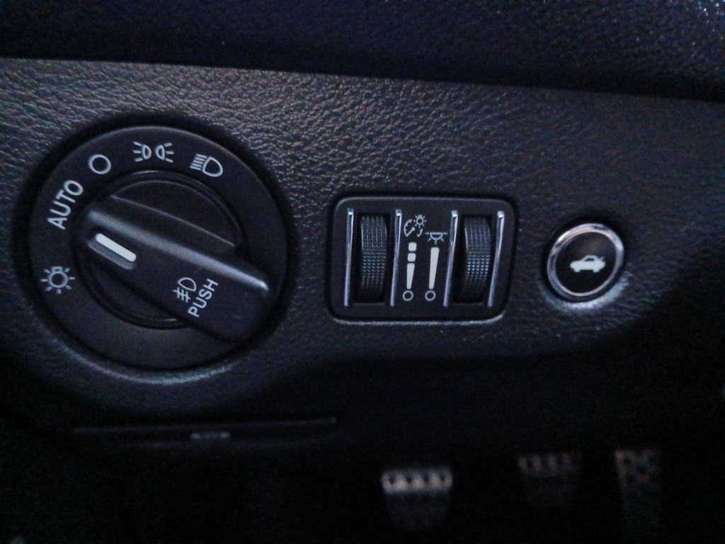 Used Car 2018 Dodge Challenger  R/t Scat Pack For Sale Under $35,000 In Austin, Texas