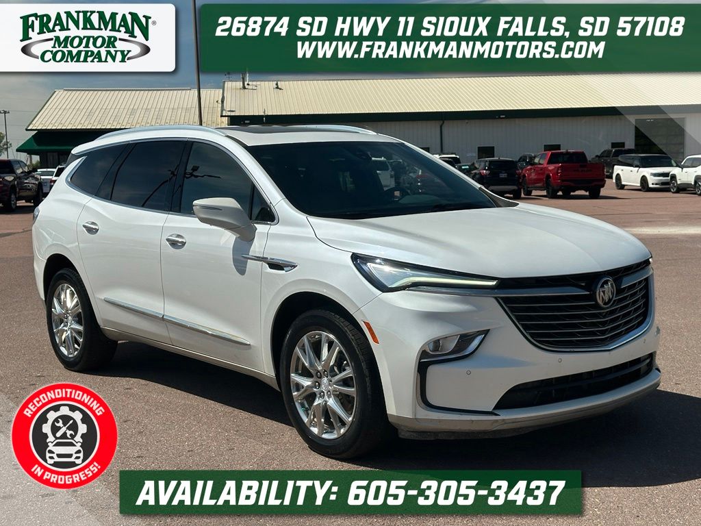 White Frost Tricoat 2022 Buick Enclave SUV / Crossover Four-Wheel Drive 9-Speed Automatic
