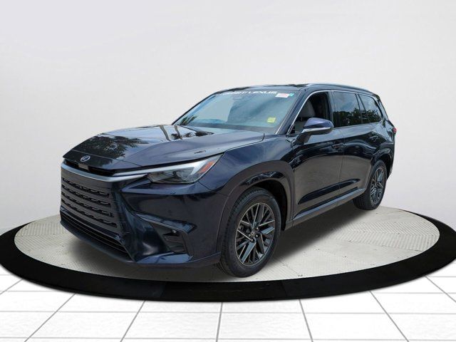 Certified Used 2025  Lexus 350 Premium image 8