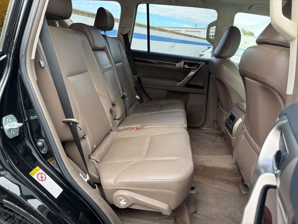 Thumbnail: 2016 Lexus GX - 23